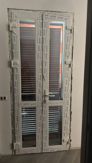 Porta finestra PVC 120x240 a doppia anta installata